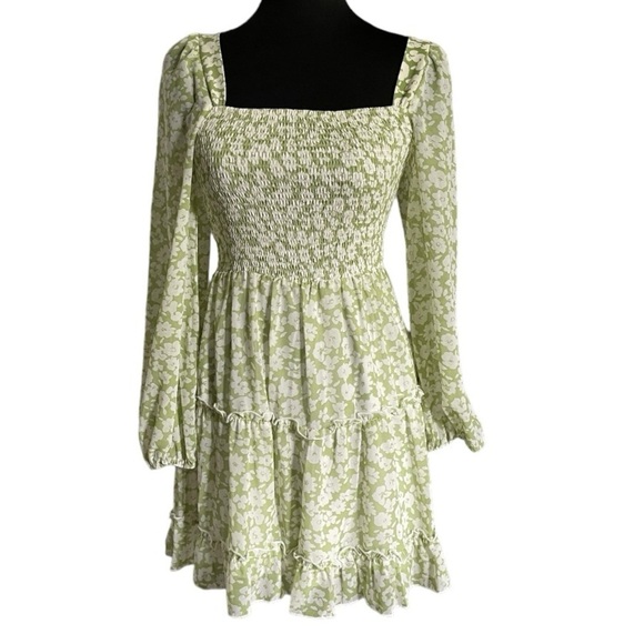 Lulus Green Floral Smocked Mini Dress | Long Sleeve Tiered | Size Small | NWT - Picture 2 of 10